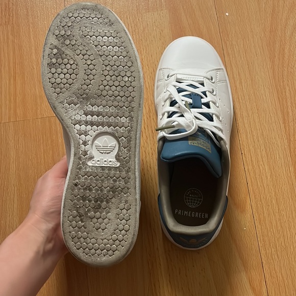 Adidas Stan Smith in White/Blue - Picture 6 of 6